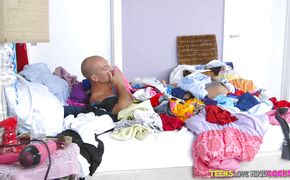 Marvelous Megan Rain is ready for some lovely and stunning banging