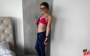 Lip smacking Kylie Quinn enjoys sucking her playmates huge meat member