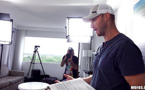 Foxy Marsha May is fucking stranger she likes a lot like a real pro