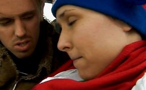 Magnificent teen Kelly I is flexible when it comes to lever sucking